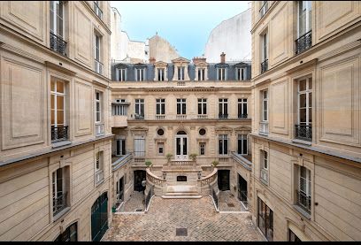 DOLY - Agence immobilière à Paris